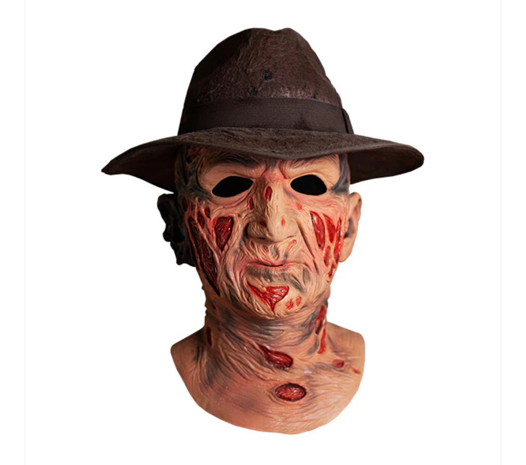 A NIGHTMARE ON ELM STREET - DELUXE FREDDY KRUEGER DELUXE SPRINGWOOD SLASHER MASK WITH FEDORA HAT