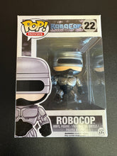 Load image into Gallery viewer, FUNKO POP ROBOCOP 22 BOX DAMAGE
