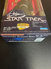 Load image into Gallery viewer, Playmates Collector Series Star Trek Commander Benjamin Sisko Figure Command Edition Box Damage
