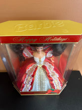 Load image into Gallery viewer, MATTEL BARBIE SPECIAL EDITION HAPPY HOLIDAYS 1997 BRUNETTE 17832
