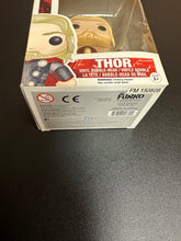 Load image into Gallery viewer, FUNKO POP MARVEL AVENGERS AGE OF ULTRON THOR 69 BOX DAMAGE
