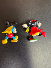 Load image into Gallery viewer, Super Mickey &amp; Minnie 2” Mini Figures Set of 2
