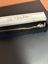 Load image into Gallery viewer, Harry Potter Mystery Wand Series Death Eater Snake Wand with Mini Mask and Stand
