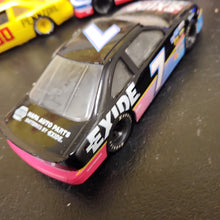 Load image into Gallery viewer, 1:24 Diecast #7 Geoff Bodine Exide Batteries Ford 1992 Nascar
