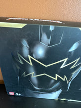 Load image into Gallery viewer, BANDAI SABAN’S POWER RANGERS FIGHTING SPIRIT FIGURE SET SIGNED BY JASON DAVID FRANK TOMMY NO COA
