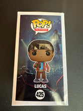 Load image into Gallery viewer, FUNKO POP STRANGER THINGS LUCAS 425 BOX DAMAGE
