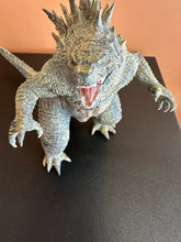 Load image into Gallery viewer, BANDAI SOFVICS GODZILLA 10” PREOWNED FIGURE
