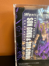 Load image into Gallery viewer, S.H.Figuarts DRAGONBALL Z SON GOKU  &amp; SON GOHAN SIGNED STEPHANIE NADOLNY NO COA
