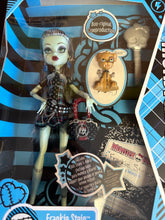 Load image into Gallery viewer, Monster High Boo-Original Frankie Stein with Watzit 2024
