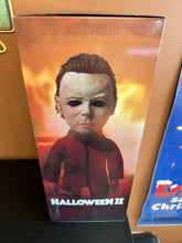 Load image into Gallery viewer, MEZCO MDS MEGA SCALE HALLOWEEN II MICHEAL MYERS TALKING DOLL
