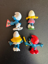 Load image into Gallery viewer, Schleich Peyo School Smurfs 2” Figures Lot of 4
