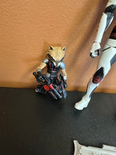 Load image into Gallery viewer, Marvel Select Guardians of the Galaxy Gamira w/ Rocket No Stand 7” Loose Figure

