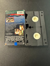 Load image into Gallery viewer, Lake Placid [VHS] PREOWNED

