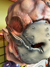 Load image into Gallery viewer, JASON GOES TO HELL - &#39;93 JASON VORHEES MASK
