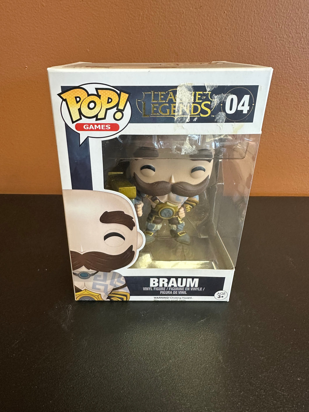 FUNKO POP GAMES LEAGUE OF LEGENDS BRAUM 04 BOX DMG