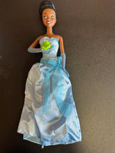 Load image into Gallery viewer, Disney Princess &amp; The Frog Tiana Light up Dress with Sound Preowned Doll
