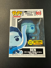 Load image into Gallery viewer, FUNKO POP TELEVISION THE UMBRELLA ACADEMY GITD HOT TOPIC BEN 933
