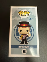 Load image into Gallery viewer, FUNKO POP FUNKOVILLE MAYOR FREDDY SE 3000 PCS SEE PICS
