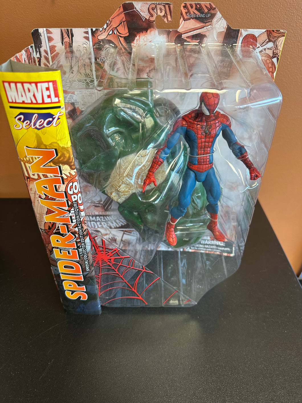 Diamond Marvel Select Spider-Man Special Collector’s Edition Action Figure