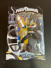 Load image into Gallery viewer, BANDAI SABAN’S POWER RANGERS IN SPACE LEGACY COLLECTION BLACK RANGER FIGURE
