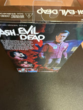 Load image into Gallery viewer, NECA STARZ SERIES ASH VS EVIL DEAD ASH WILLIAMS (VALUE STOP) PREOWNED FIGURE
