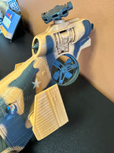 Load image into Gallery viewer, G.I. Joe Tomahawk with Pilot Incomplete Preowned Helicopter Broken Parts
