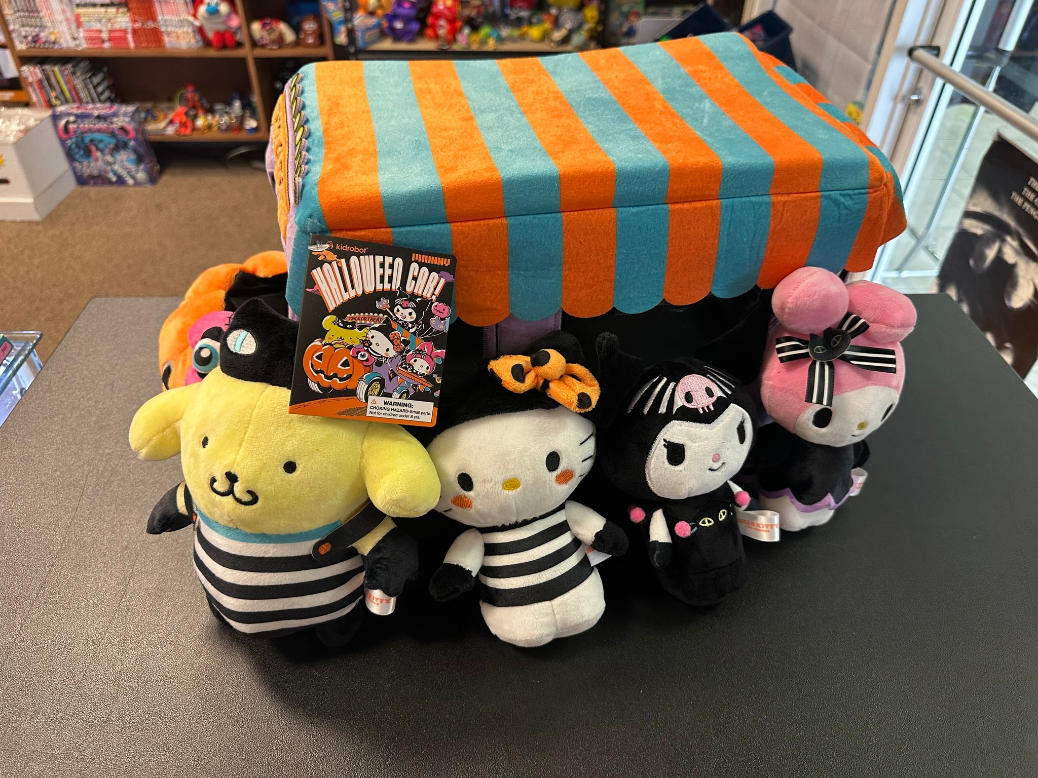 KIDROBOT HELLO KITTY HALLOWEEN PLUSH CAR – Hitchhiker Toys