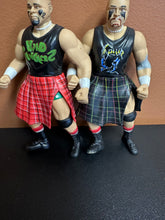 Load image into Gallery viewer, Jakks 1997 Headbangers Mosh &amp; Trasher Loose Figures
