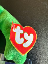 Load image into Gallery viewer, TY 1993 Legs the Frog Style 4020 Beanie Baby with Platinum Collector Card
