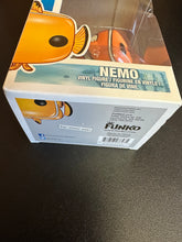 Load image into Gallery viewer, FUNKO POP DISNEY PIXAR NEMO 73 BOX DAMAGE
