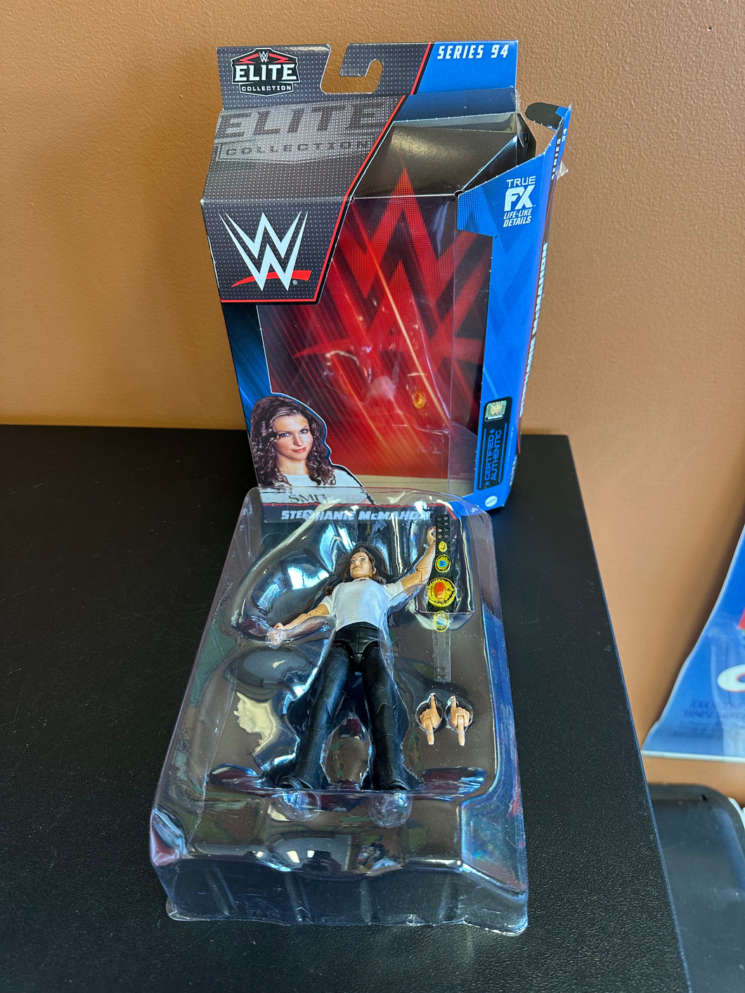 Mattel WWE Elite Series 94 Stephanie McMahon Action Figure Open Box