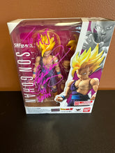 Load image into Gallery viewer, S.H.Figuarts DRAGONBALL Z SUPER SAIYAN SON GOHAN SIGNED STEPHANIE NADOLNY NO COA
