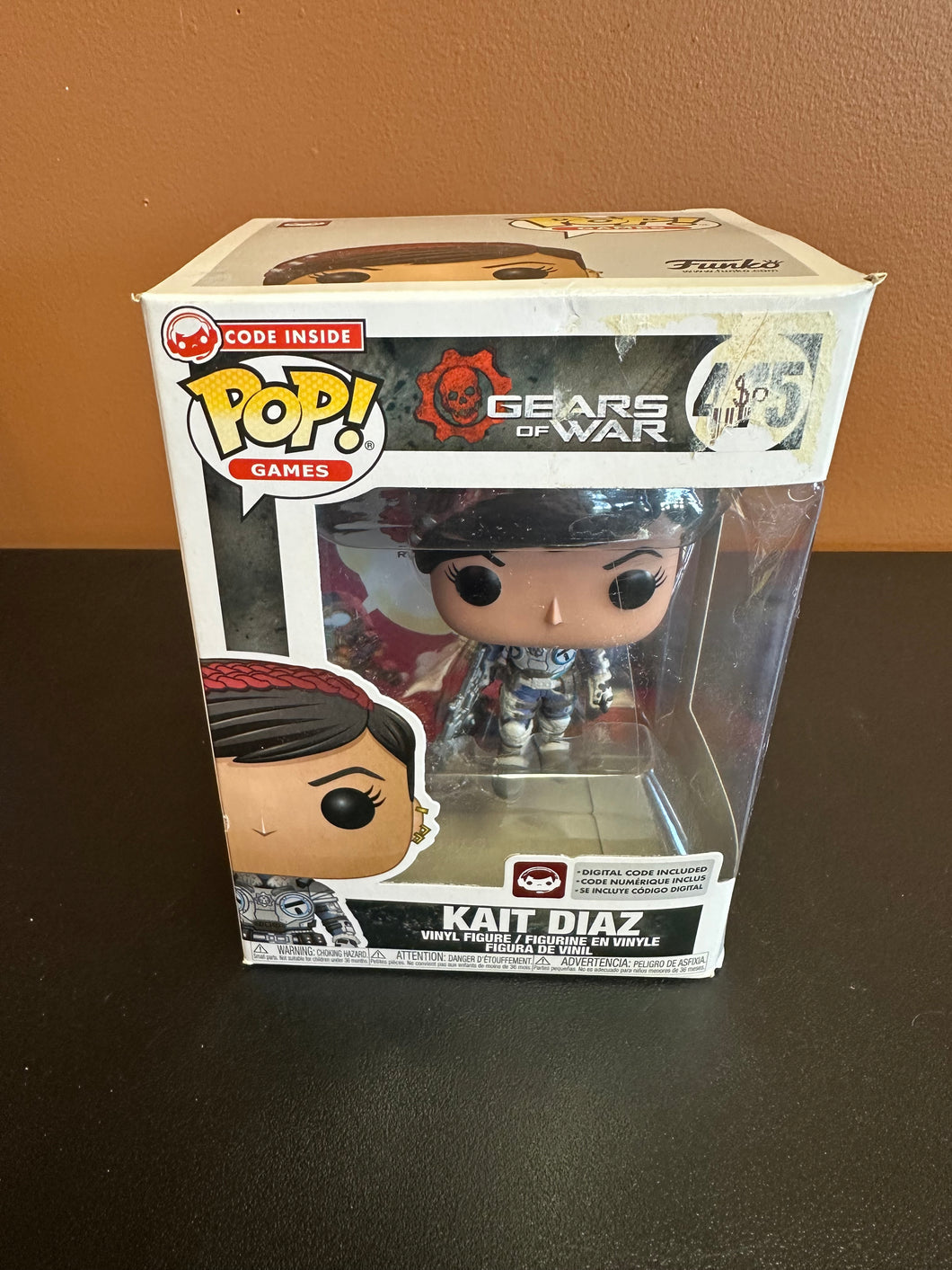 FUNKO POP GEARS OF WAR KAIT DIAZ 475 BOX DMG