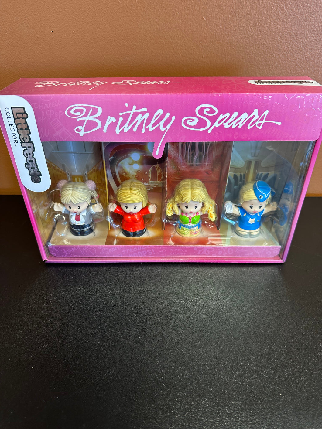 FISHER-PRICE BRITNEY SPEARS LITTLE PEOPLE COLLECTOR SET