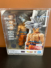 Load image into Gallery viewer, S.H.Figuarts DRAGONBALL SUPER SON GOKU Ultra Instinct SIGNED Sean Schemmel NO COA
