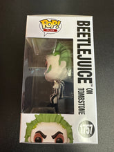 Load image into Gallery viewer, FUNKO POP PLUS BEETLEJUICE ON TOMBSTONE 1757
