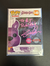 Load image into Gallery viewer, FUNKO POP SIGNED BY SCOTT INNES VOICE ACTOR OF SCOOBY-DOO 149 FLOCKED SE NO COA
