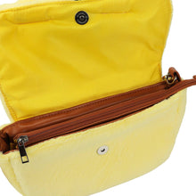 Load image into Gallery viewer, Disney Winnie The Pooh Plush Crossbody
