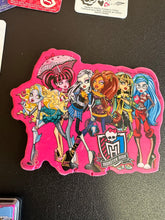 Load image into Gallery viewer, Monster High Stationary Set Preowned
