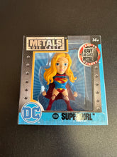 Load image into Gallery viewer, DC METALS DIECAST SUPERGIRL M384
