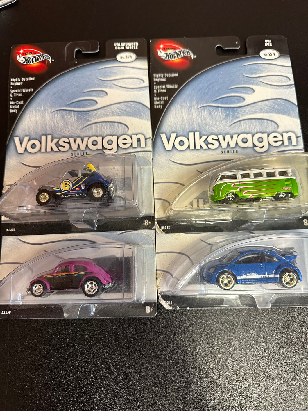 Hot Wheels 100% Volkswagen Series Set 1-4 Card Damage