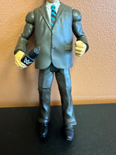 Load image into Gallery viewer, WWE Paul Heyman From Battle Pack Loose Figure See Pics
