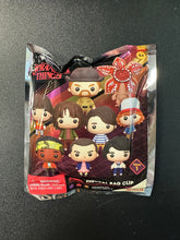 Load image into Gallery viewer, STRANGER THINGS 3D FIGURAL SURPRISE BAG CLIP SERIES 1 Sealed
