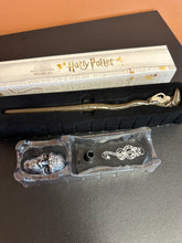 Load image into Gallery viewer, Harry Potter Mystery Wand Series Death Eater Snake Wand with Mini Mask and Stand
