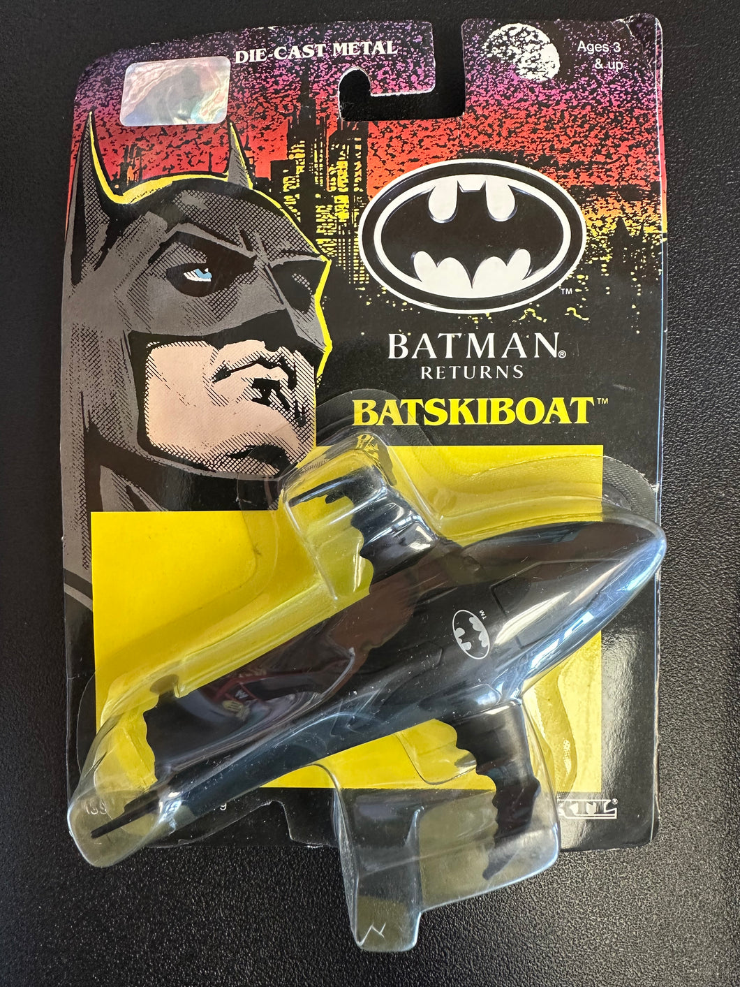 ERTL BATMAN RETURNS DIE-CAST METAL BATSKIBOAT