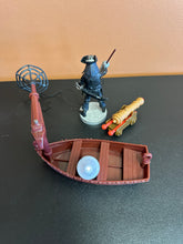 Load image into Gallery viewer, Jakks Pirates of the Caribbean Set Blackbeard Loose Figure from Battle Pack Plus Extras
