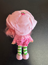 Load image into Gallery viewer, Strawberry Shortcake 1981 Raspberry Tart Preowned Doll
