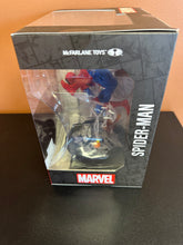 Load image into Gallery viewer, Mcfarlane Toys Marvel Spider-Man 1:10 Scale Posed Figure
