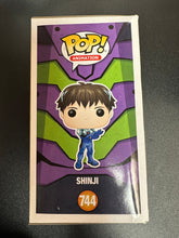 Load image into Gallery viewer, FUNKO POP EVANGELION SHINJI 744 BOX DAMAGE
