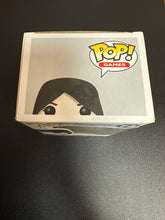 Load image into Gallery viewer, FUNKO POP ASSASSIN’S CREED SYNDICATE EVIE FRYE 74 BOX DAMAGE
